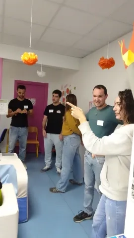 Les participants échangent sur leurs points forts et faiblesses