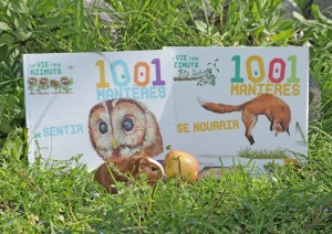 Livres 1001 manières de sentir et 1001 manières de se nourrir, avec une pomme et un bébé cochon d'inde